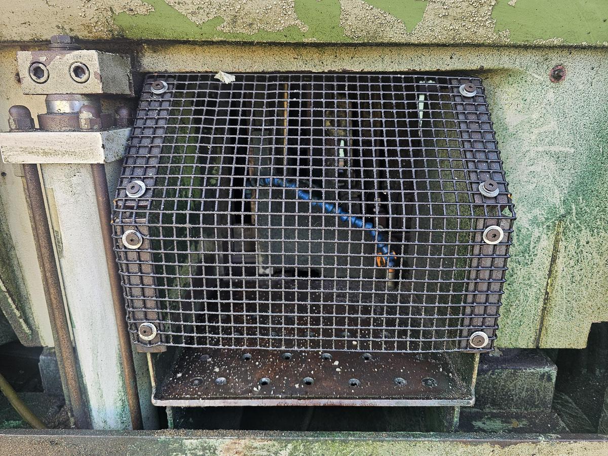 Used 11.8" x 11.8" Behringer HBP303A Automatic Twin Column Horizontal Bandsaw