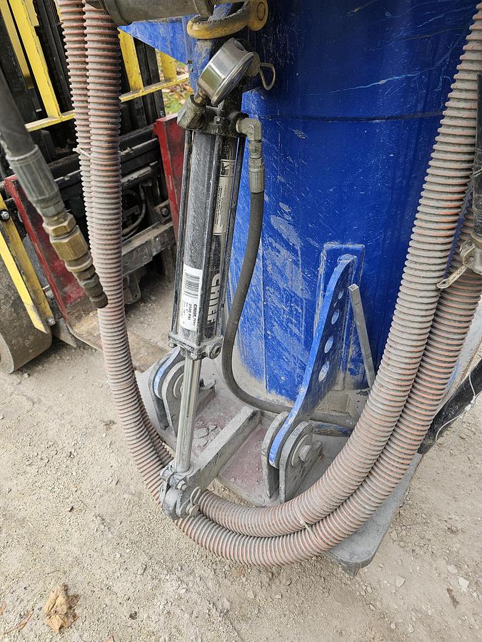 Used 2010 Omax Maxiem 2030 CNC Waterjet Cutting System & Abrasive Blast Hopper