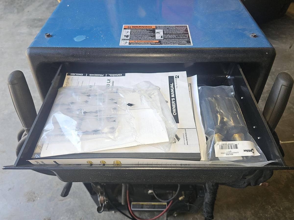 Used Miller Syncrowave 250DX Tig Welder 250 Amp w/Gun & Foot Pedal