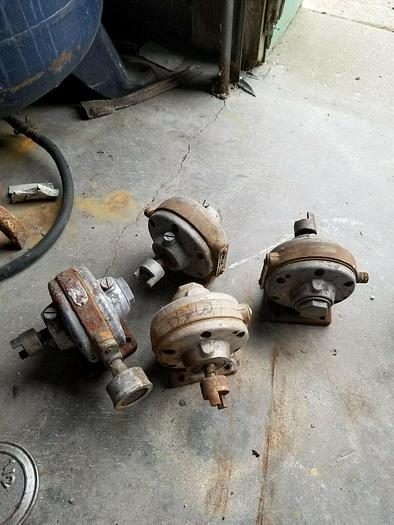 Used Binks Intrinsically Safe Pneumatic Operated Paint Pot Mixing Motors