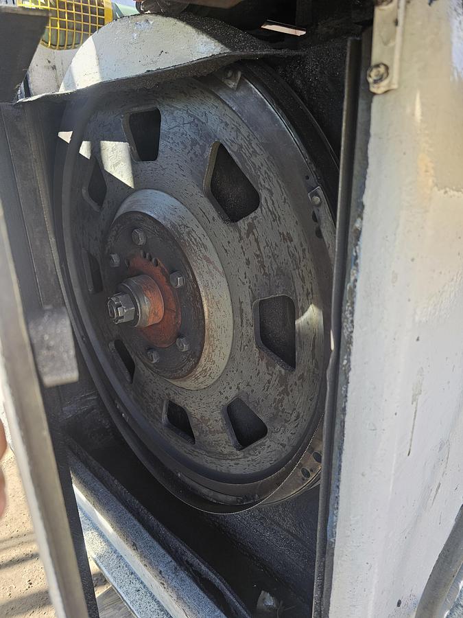 Used 26" Doall 2618-3 Variable Speed Vertical Contour Bandsaw