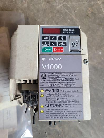 Used Yaskawa CIMR-VU4A0005FAA Motor Drive Revision D 0-480V 0-400Hz Type 1 Enclosure