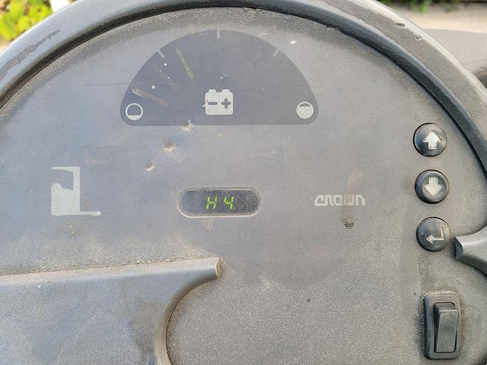 Used Crown RR 5000 Series Electric Reach Truck 4,500 lb Capacity 42” Forks Sideshift