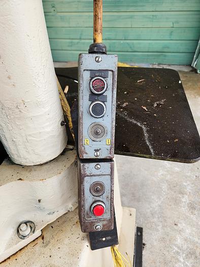 Used 1970 75 Ton Peddinghaus Hydraulic Corner Shear