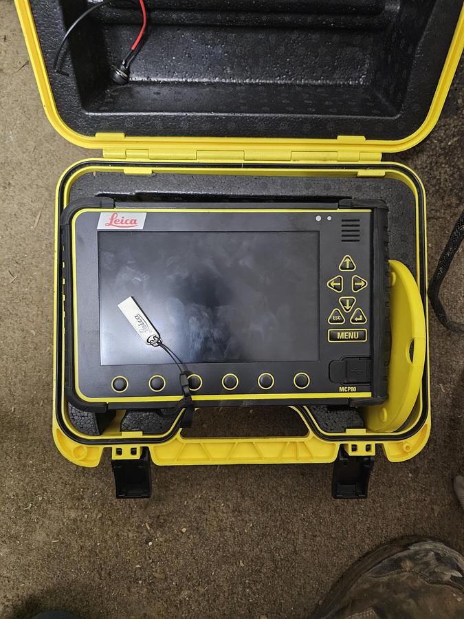 Used 2022 Level Best GB Series GB108 Quick Attach Grading Blade Attachment & Leica Display Monitor