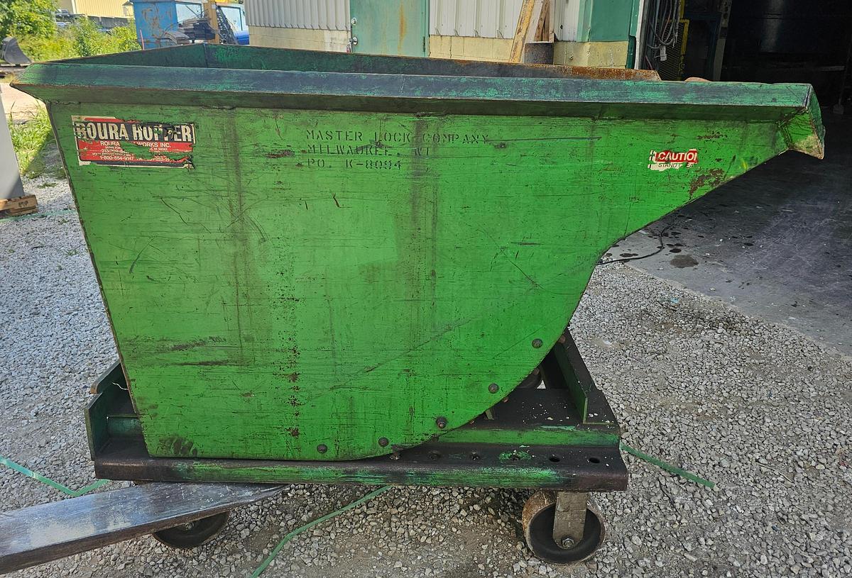 Used 1 Cu. Yard Portable Roura Durable Series Dump Hopper, Castor Wheels 