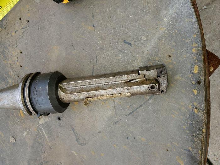 Used Lyndex C40US0-1250 CAT 40 End Mill Tool Holder w/Milling Tool