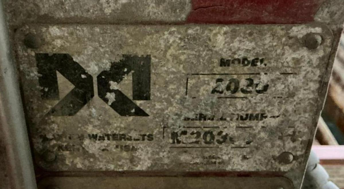 Used 2010 Omax Maxiem 2030 CNC Waterjet Cutting System & Abrasive Blast Hopper 