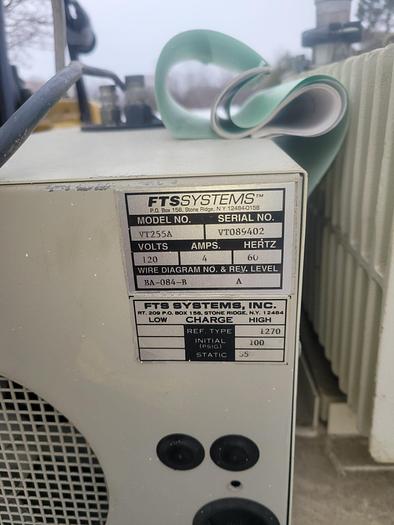 Used Busch 20 CFM Rotary Vane Vacuum Pump RC-0025-0406-1102 & FTS Systems Vapor Trap