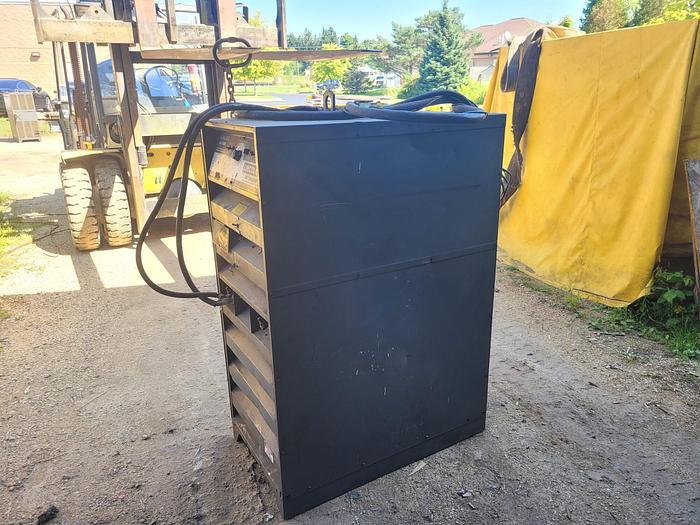 Used Lincoln Arc Welder Idealarc DC-1500 Sub-Arc Welding Power Source