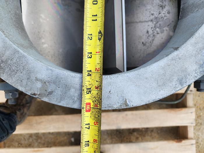 18" Semco RV-15 304 Stainless Steel Rotary Airlock - Body Only - 14" x 14" Outlet 