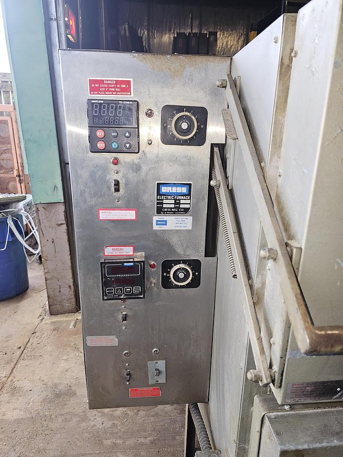 Used 2500* F Cress C122012DK Electric Heat Treat/Draw Furnace 12" x 14" x 20" Chamber 
