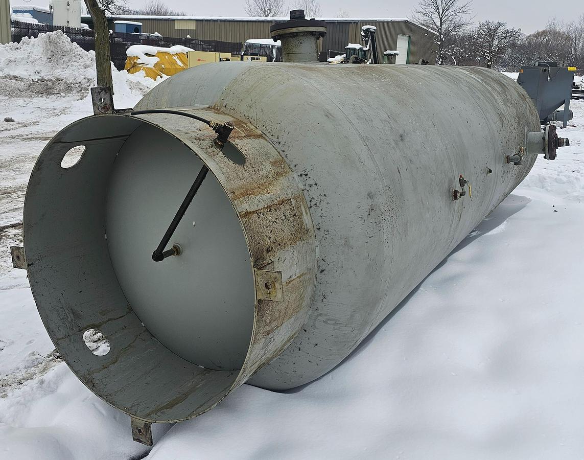 Used 1996 Silvan Industries 3000 Gallon Vertical Compressed Air Tank 150 Psi 