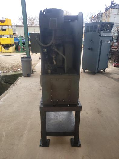 Used Denison Hydraulic 8 Ton Multipress 10” Stroke 6” Throat 7.5 Hp Motor