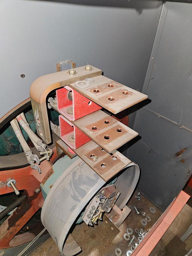 Used 800 KW DMT Corporation DMT-825C Diesel Generator 1000 KVA Cummins KTA38 Engine