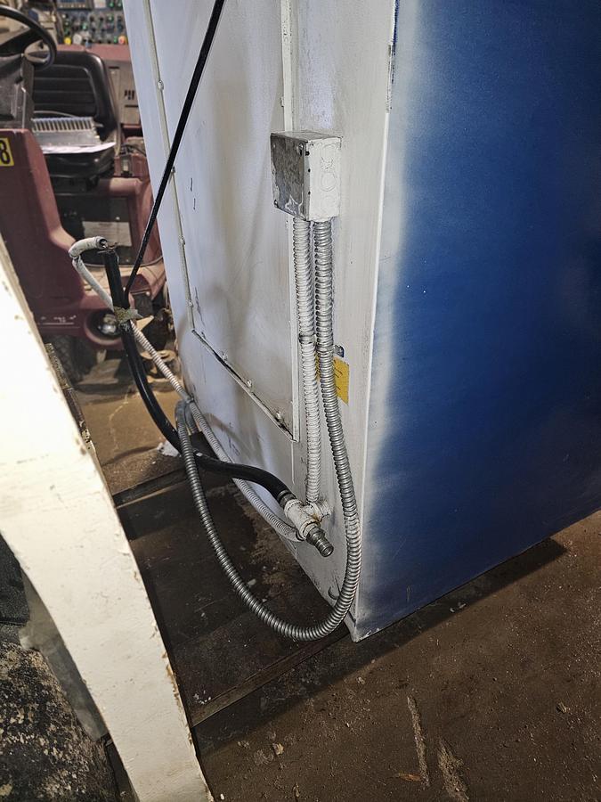 Used Donaldson Torit DWST 6-4 Downflo Workstation | 28,000 CFM | 4-Module Dust Booth