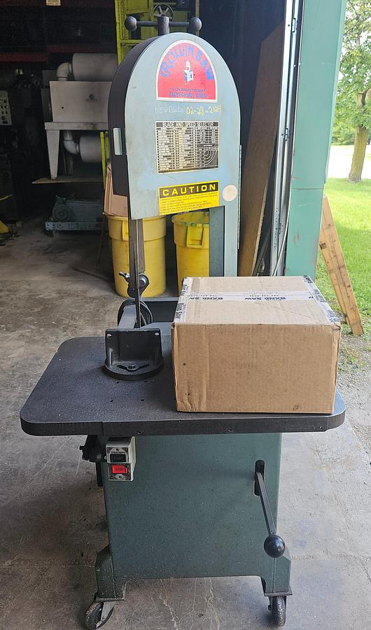 Used Roll-In EF1459 Portable Vertical Bandsaw 9" x 14" Capacity 110V, 1 ph 