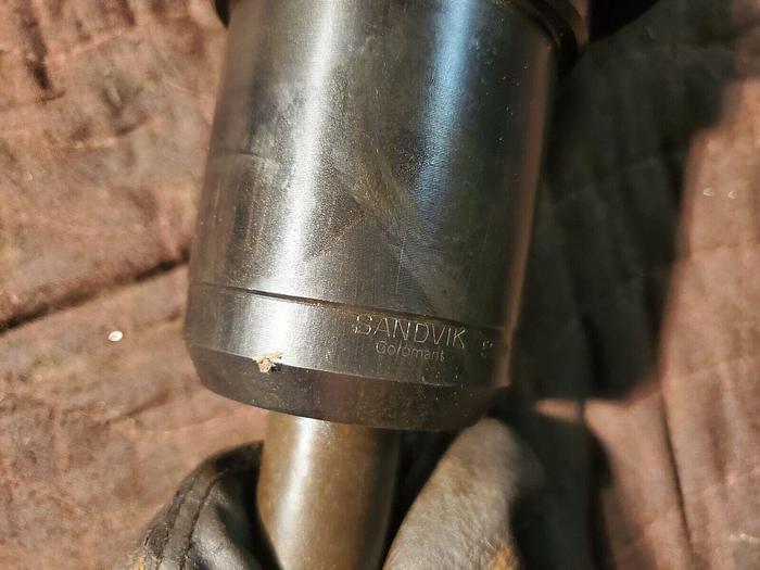 Sandvik Coromant 50MM-VF4.000-EM8 CAT 50 1" Dia Endmill Holder