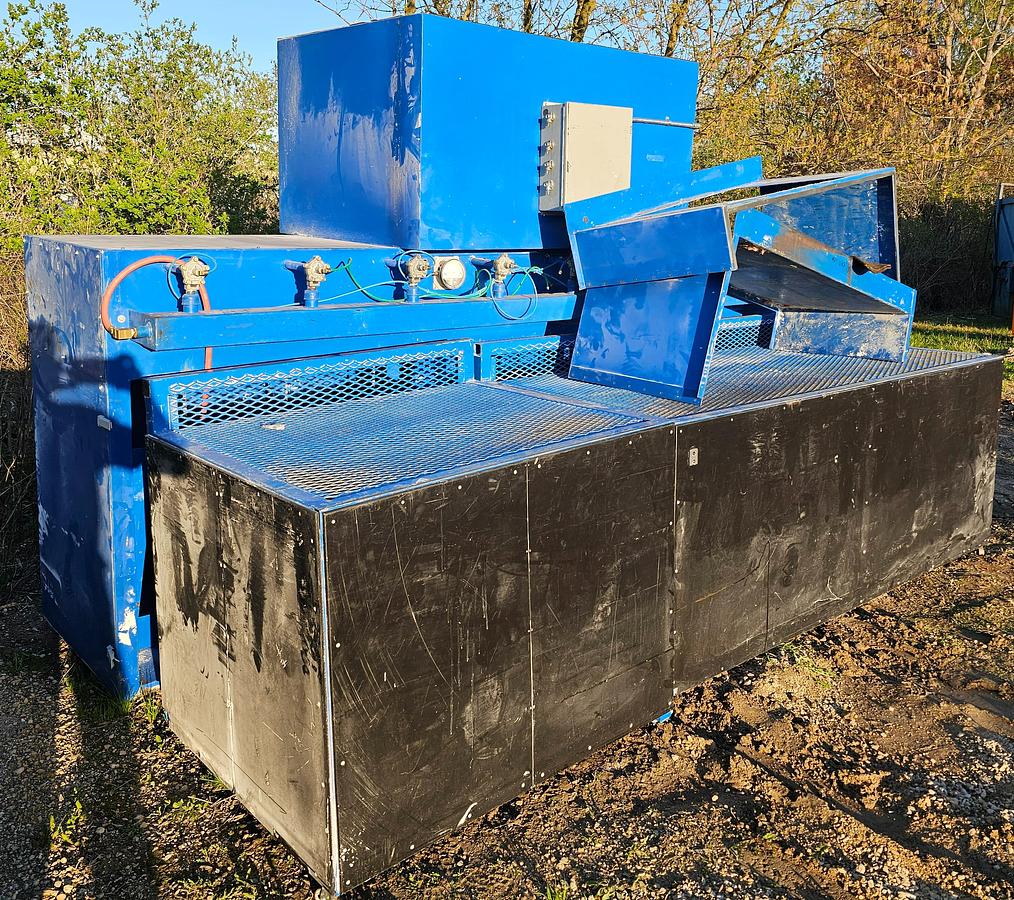 Used 12,000 CFM Filter 1 DB-12-18-15 Downdraft Table Dust Collector 12' x 3' Work Area 