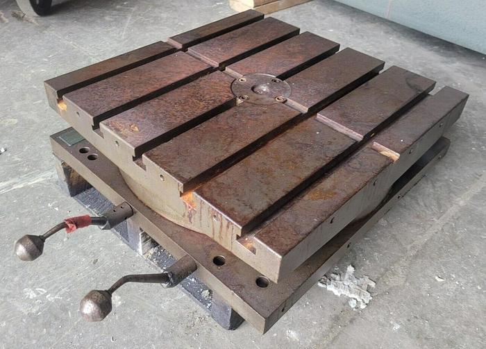 Used 20'' x 20'' Devlieg Rotary Air Lift Table