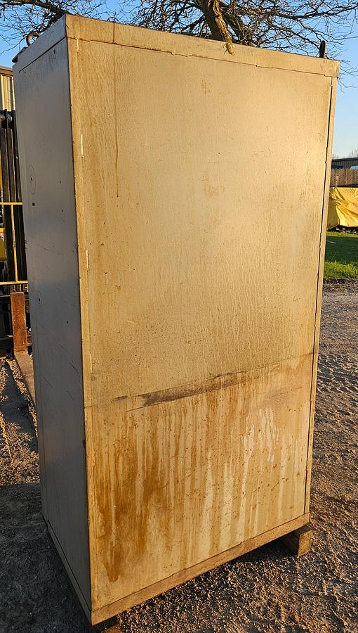 Used Heavy Duty 38" x 24" x 71" T Steel Storage Cabinet, 5 Shelves & Door Storage
