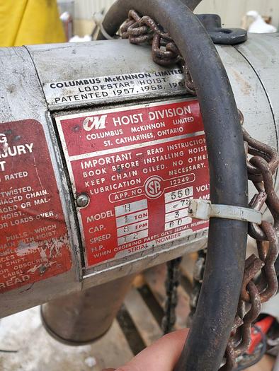 Used CM Lodestar Model H 1 Ton 2000LB Electric Chain Hoist 15′ Lift 8FPM 550 Volt