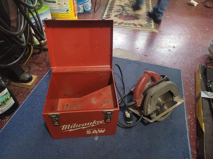 Used Milwaukee 6365 Heavy Duty 7 1/4'' Corded Circular Saw & Metal Case