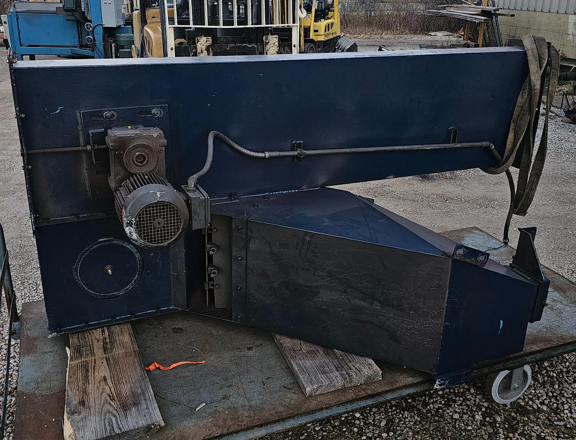 Used 15 Hp Wheelabrator Tumblast TBR-6 Direct Drive Blast Wheel Rubber Belt Machine, 6 Cu. Ft Capacity