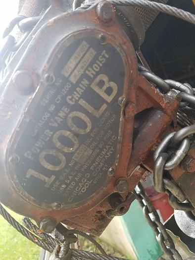 Used Chicago Pneumatic 1/2 Ton 1000 LB 20 F.P.M Power Vane Chain Hoist CP-1200