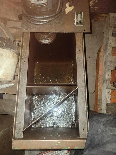 Used Graymills/Superflo H2-3308A Coolant Pump and Tank