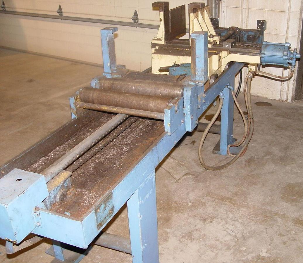 Used Peerless Accumatic Horizontal Bandsaw Size: 12'' X 16'' Cutting Capacity