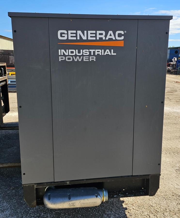 Used 2021 Generac SG200 200kW Industrial Generator | 3-Phase | ONLY 89 HRS | Late-Model Standby & Transfer Switch