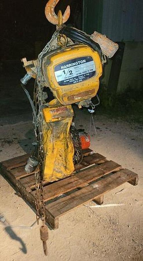 Used Timken Wazee 1/2-Ton Freestanding Jib Crane | 125" H x 110" Arm | w/ Harrington ES005S Hoist