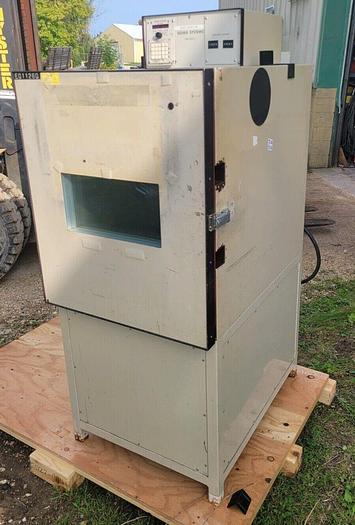 Used Sigma Systems 170MC-3 Environmental Temperature Nitrogen Chamber -40 to 200*C