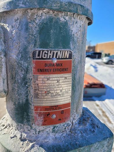 Used 275 Gallon 304 SST Jacketed Mixing Tank wLightning Mixer .65 Hp 17251450 RPM