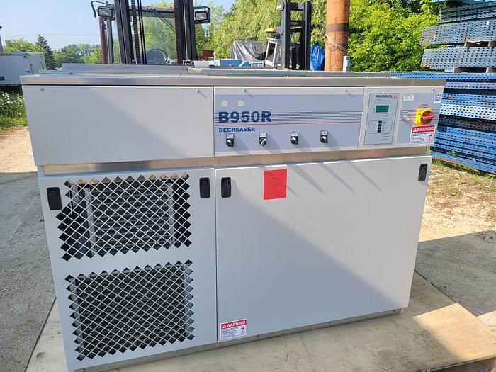 Used Branson Ultrasonics B950R Automatic Ultrasonic Vapor Degreaser & TDR-15 Robotic Loading System