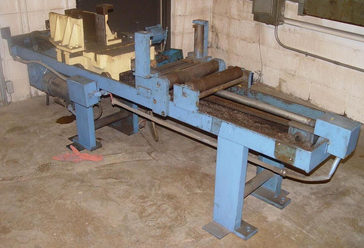 Used Peerless Accumatic Horizontal Bandsaw Size: 12'' X 16'' Cutting Capacity