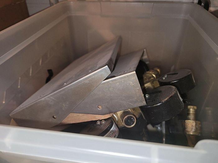 Used Berg Laser 1600 Monitored Drink/Liquor Dispensing System 2x Guns & ECUs