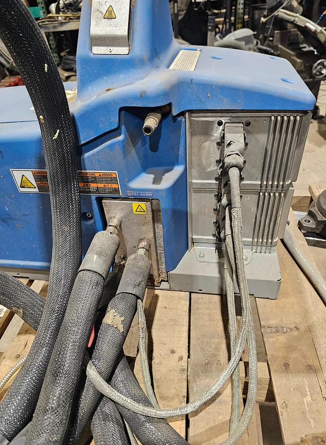 Used Nordson ProBlue 7 Adhesive Melter | 7kg Tank | 200-240V | Part 1022233A