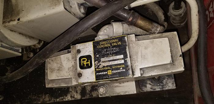 Used 5 Hp Parker Hannifin Hydraulic Pump/PowerSource 18" x 14" x 10" Tank 230/4V, 3ph