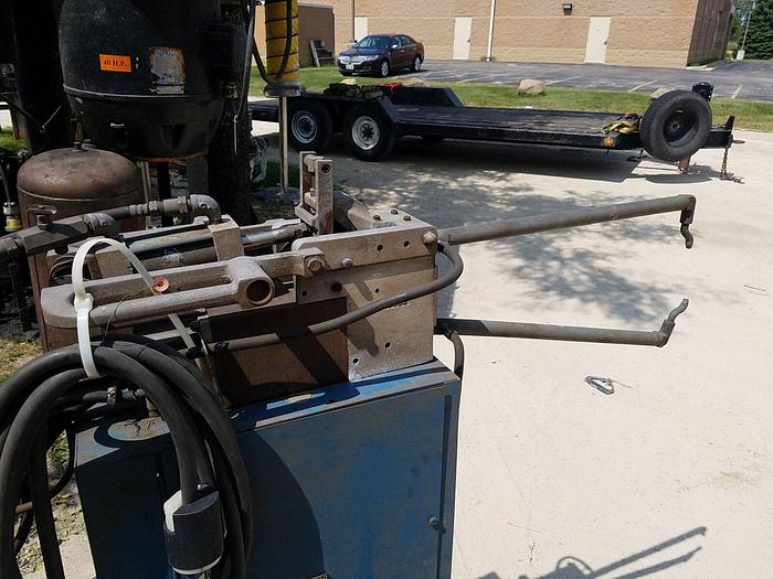 Used 10KVA Miller PortableSpot Welder on Stand w/cooler Model #: MPS-10-AFT