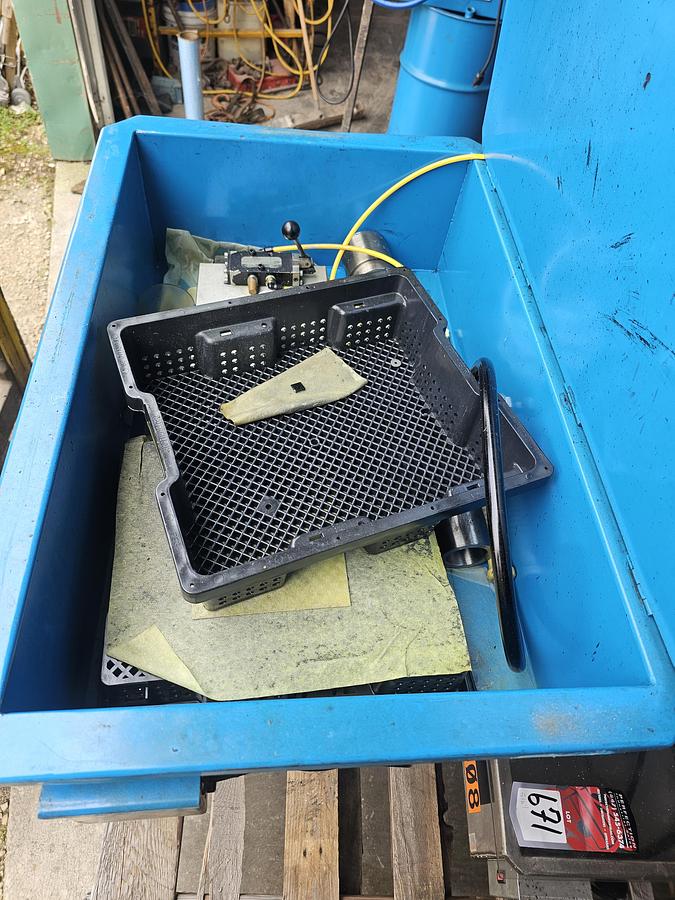 Used Build-All TKL16 14-Gal Drum-Mounted Solvent Parts Washer, 170 GPH, 120V