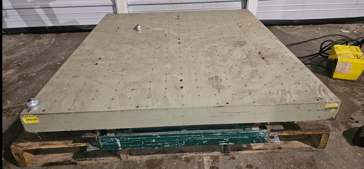 Used 2000# Southworth LS2-36 Scissor Lift Table 42" x 48" Platform 110V, 1 ph 