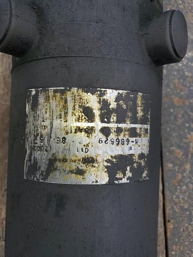 Used Fanuc 2000M Yellow Cap DC Servo Motor M-686529