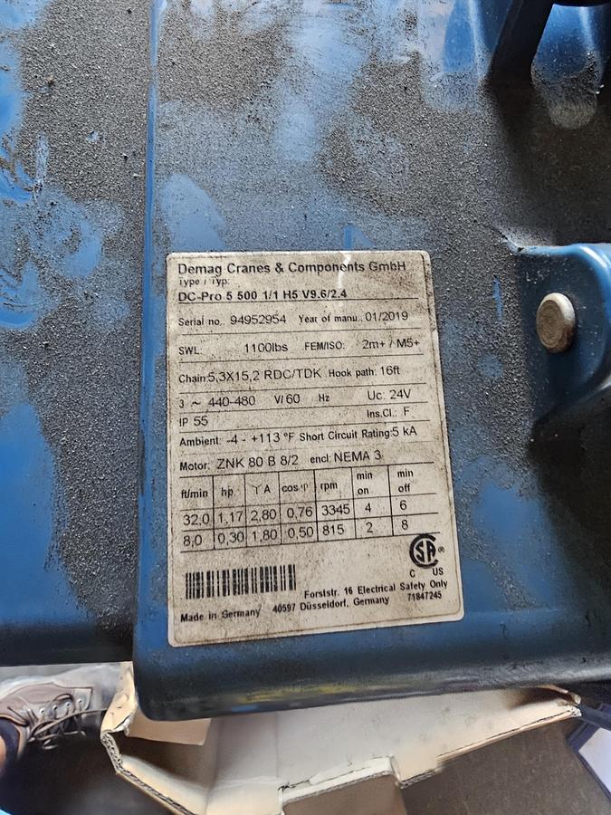 Used 1100# Demag DC-COM 5 500 1/1 H5 Overhead Electric Chain Hoist & Parts Hoist 