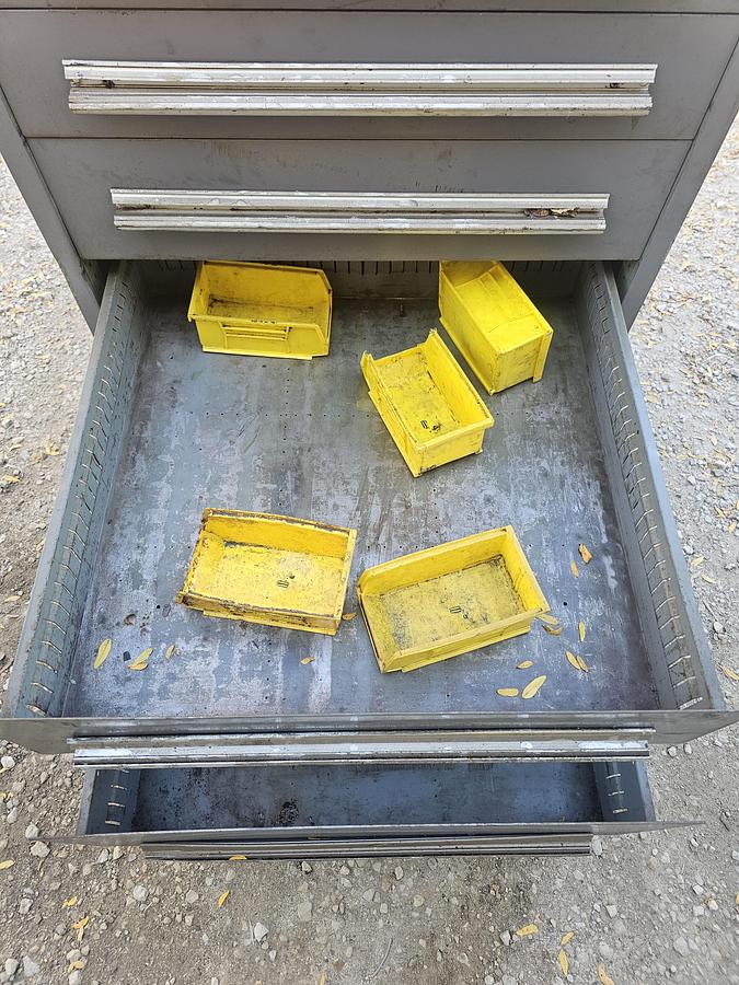 Used Stanley Vidmar 6-Drawer Industrial Modular Tooling Cabinet (30" x 28" x 44")