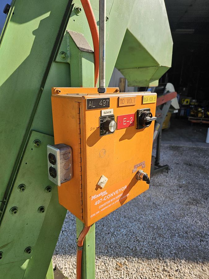 Used 12" Belt Hendricks Engineering Incline Feeder Conveyor 90" Height x 61" H Discharge Hopper 