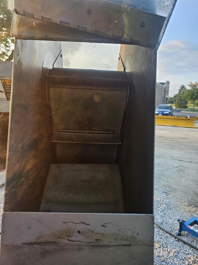 Used 6' Service Engineering Co. Stainless Steel Variable Speed Incline Feed Conveyor 8" Wide Belt