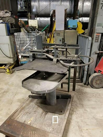 Used Hossfeld #2 Manual Pipe/Tube Bender on Pedestal