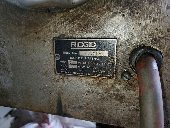 Used Ridgid #535 Pipe Threader 1/2” – 2” Capacity w/2x Die Heads and Dies on Stand